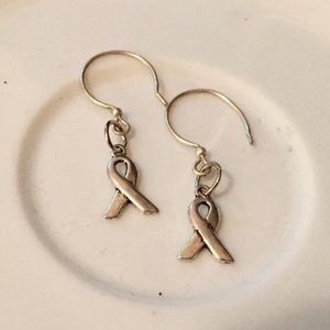 🎗Silver Nickel-Free Awareness Ribbon Earrings🎗
